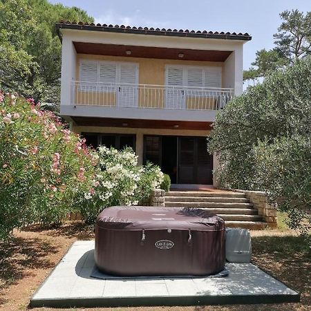 Guesthouse Butkovic Punat Eksteriør bilde