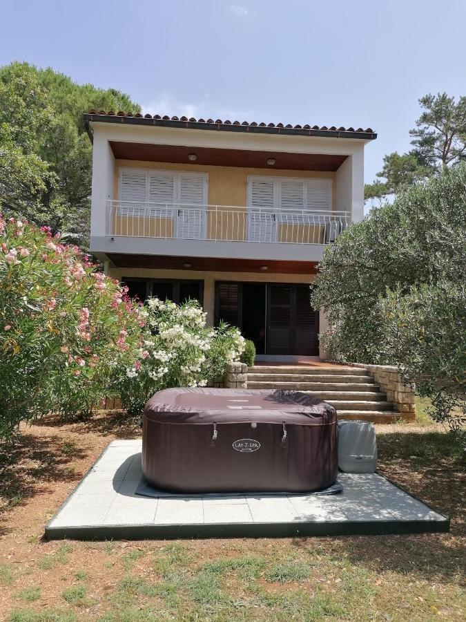 Guesthouse Butkovic Punat Eksteriør bilde